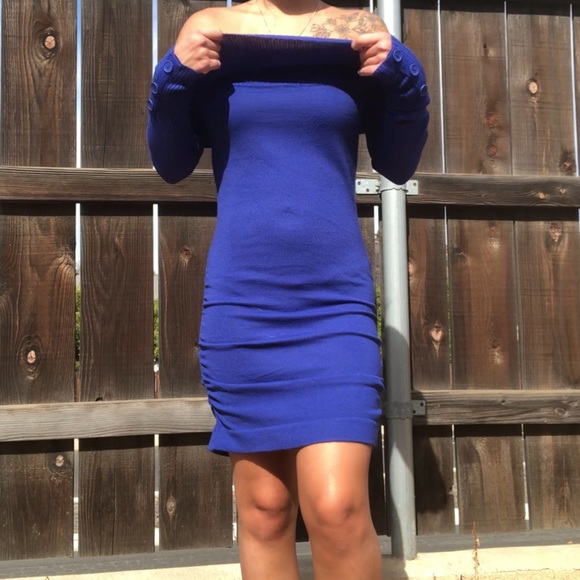 ⭐️4/$25 Derek heart off shoulder sweater dress S - Picture 3 of 7